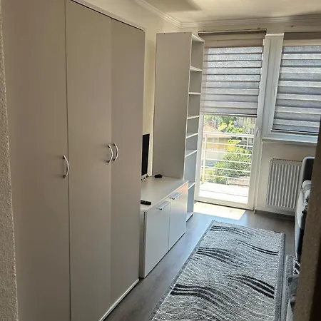 Apartman Leila 2 Apartment *